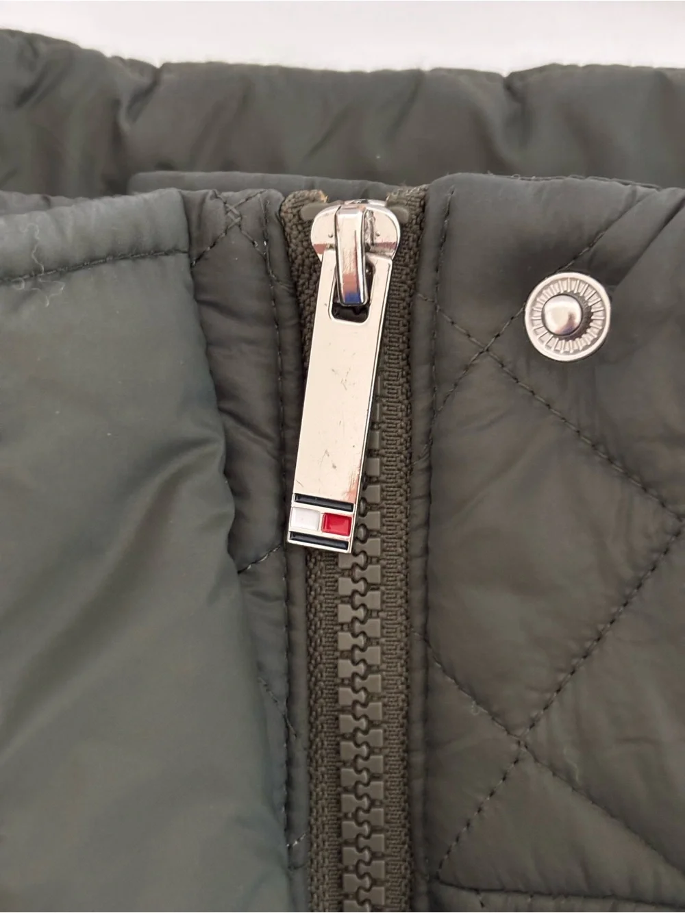 Tommy Hilfiger style profile
